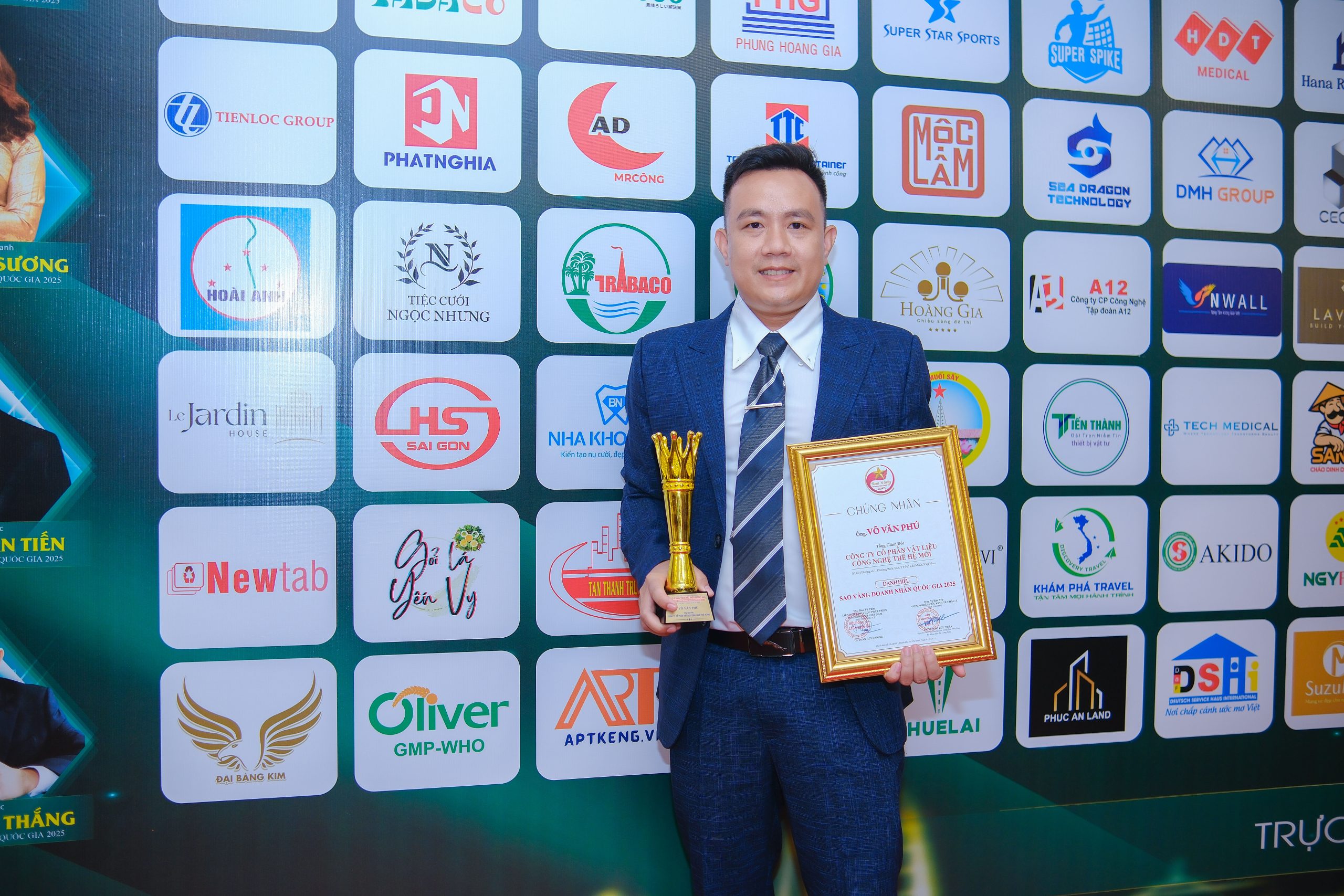 Võ Văn Phú Sao Vàng Doanh nhân 2025